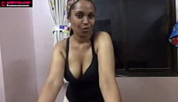 Sexy Indian Babe Solo Porn For Desi Women>